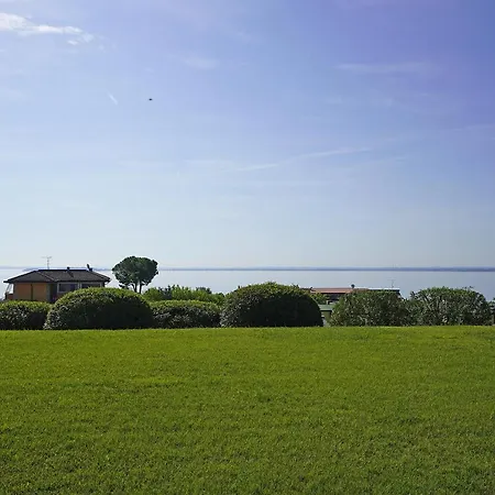 Nel Blu Dipinto Di Blu Moniga del Garda